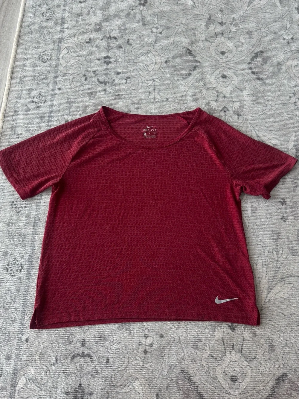 Nike Women's Dri-FIT Medium Red Athletic Performance Shirt Short Sleeve - Picture 2 of 4